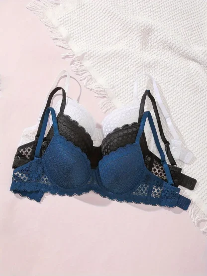 Classic Solid Push Up Bra with Lace Design - Image 5