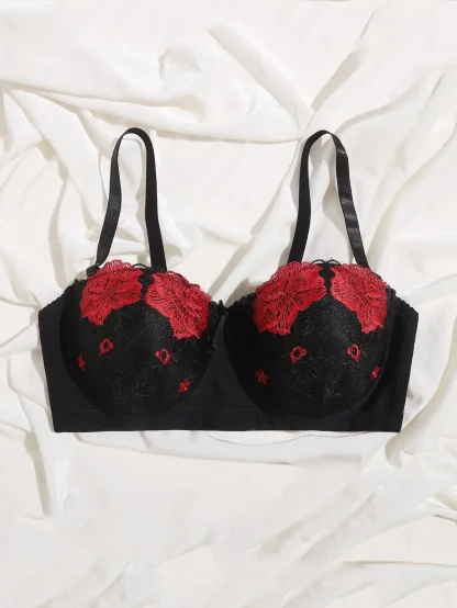 Chic Push Up Bra with Embroidered Floral - Image 9