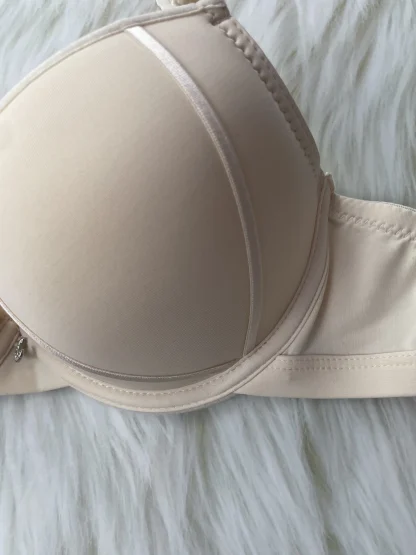 Full Support Bra with Push Up Design - Image 4