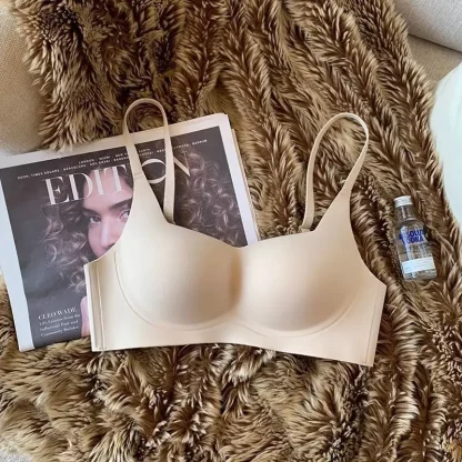 Seamless Solid Color Bra with Wireless Design - Image 10