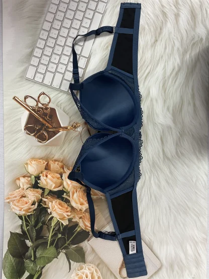 Chic Lace Push Up Bra with Underwire - Image 15