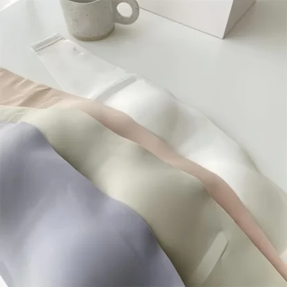 Seamless Plain Color Bra with Strapless - Image 10