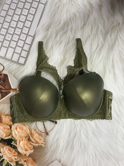 Chic Lace Push Up Bra with Underwire - Image 8