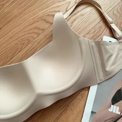 Seamless Solid Color Bra with Wireless Design - Image 3