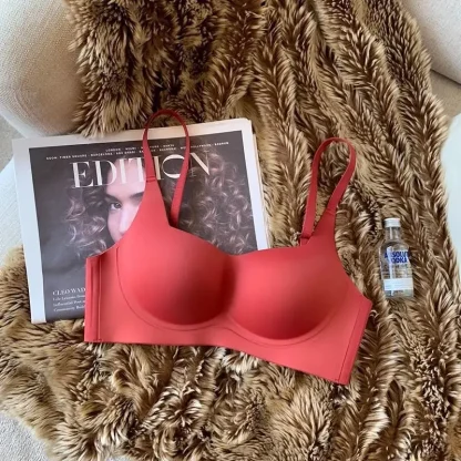 Seamless Solid Color Bra with Wireless Design - Image 13